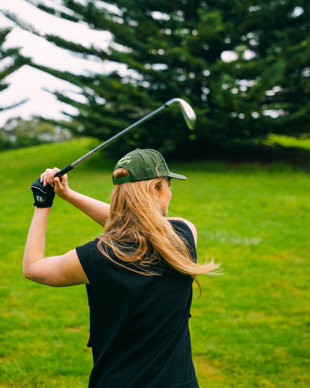 Perforated A-Frame Golf Hat (snapback)