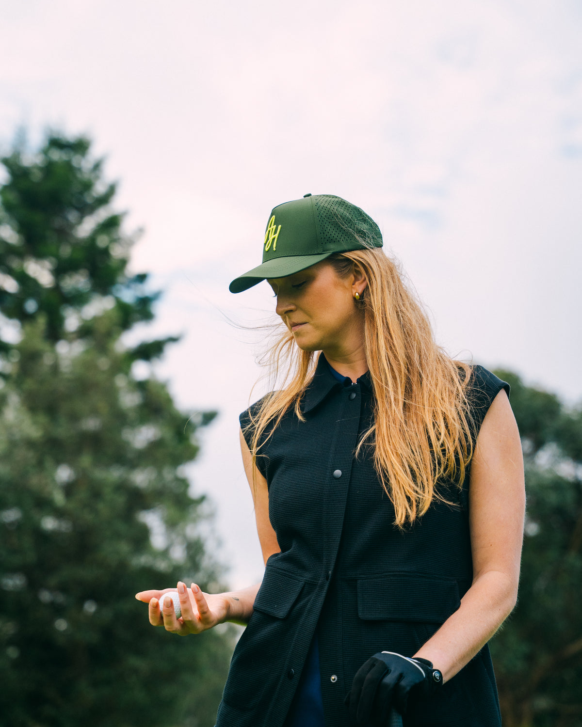 Perforated A-Frame Golf Hat (snapback)